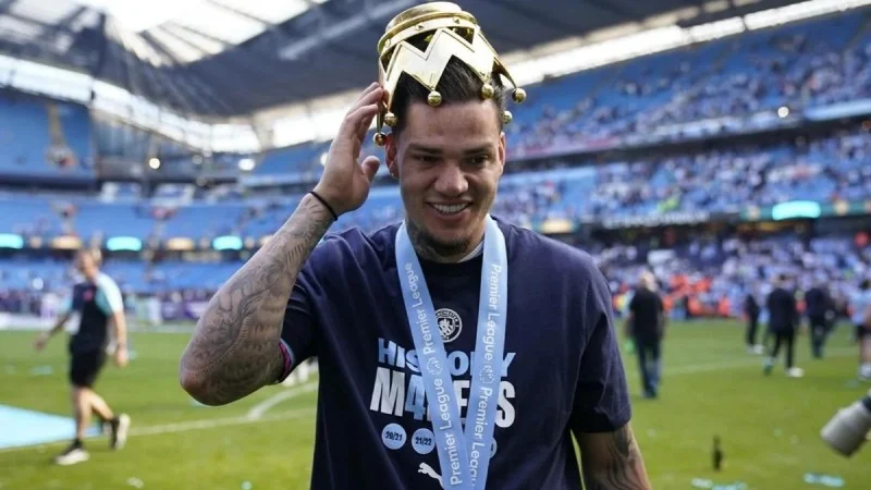 ব্রাজিলের কোপা আমেরিকা স্কোয়াড থেকে ছিটকে গেলেন এডারসন